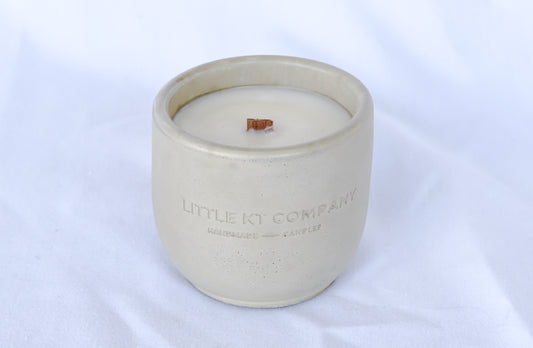 Winter Citrus Wreath Concrete Candle