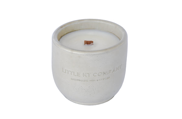 Winter Citrus Wreath Concrete Candle