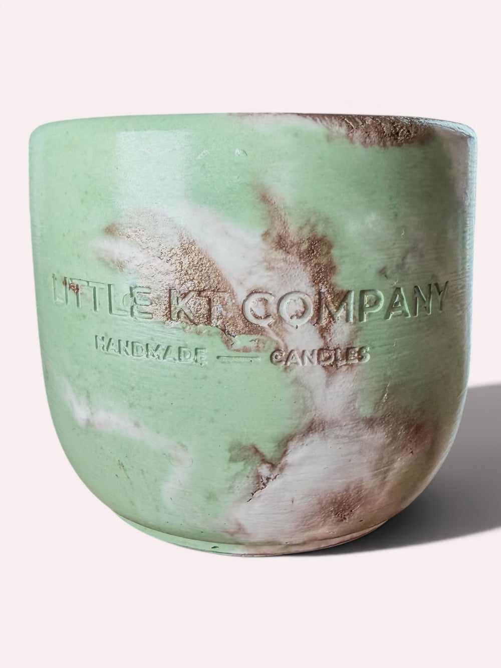 Before the Gate Opens Sandalwood & Iris Woodwick Candle