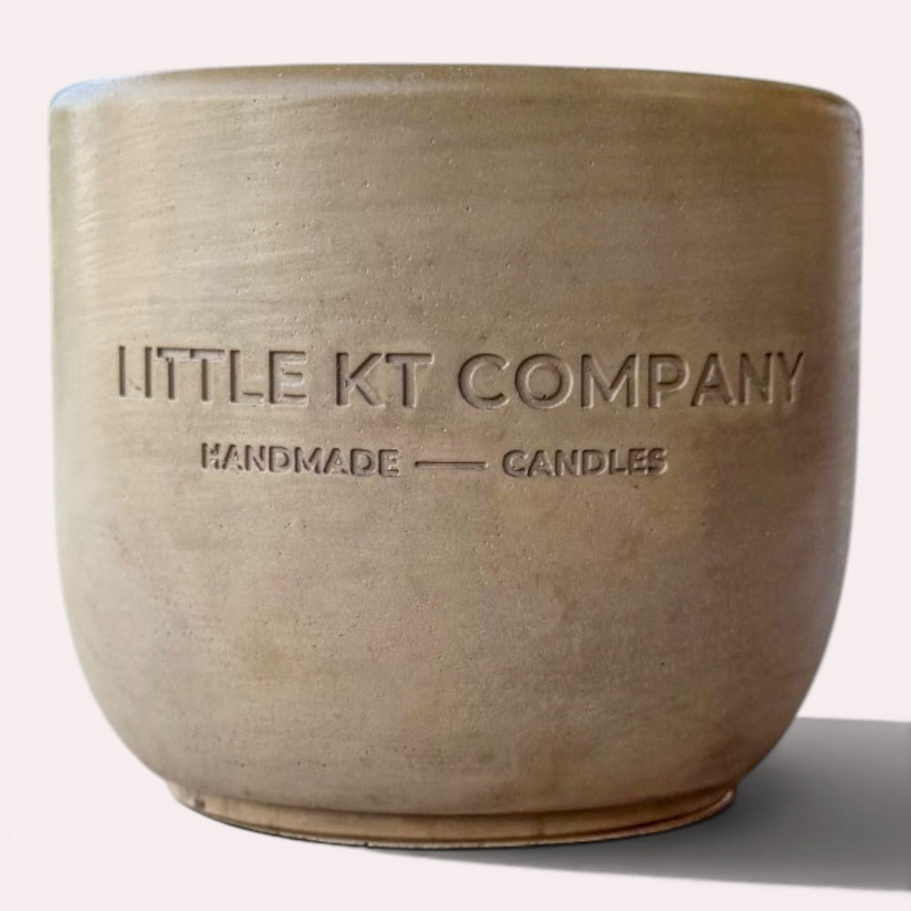 Barrel Dust Cedarwood & Amber Woodwick Candle