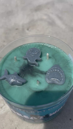 Great White Candle – Ocean Breeze & Sandalwood